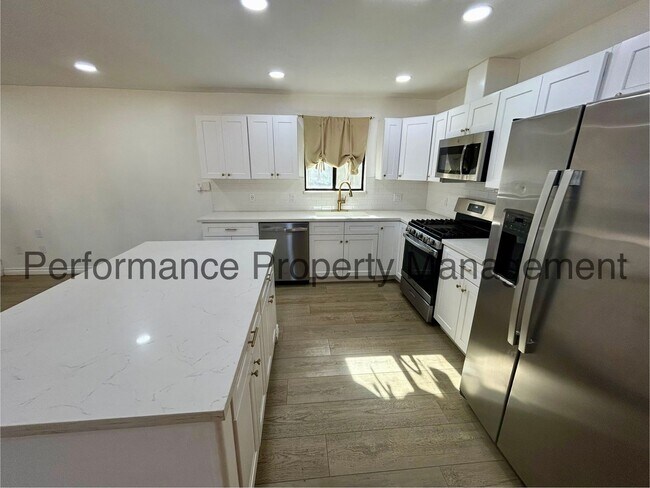 Building Photo - Stunning 3 Bed/2 Bath NW Bakersfield Home w/ Pool, RBP & $0 Deposit Option