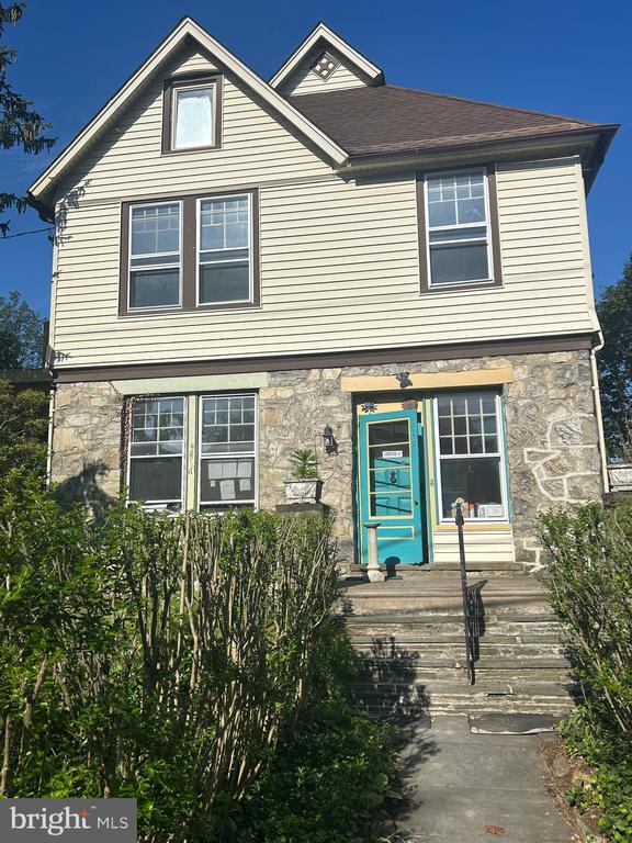 Foto principal - 212 Forrest Ave