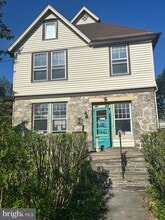 Building Photo - 212 Forrest Ave