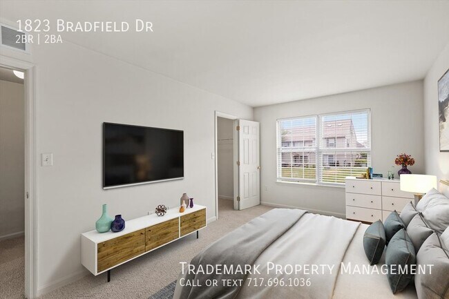 Building Photo - Spacious 2 Bedroom Town Home