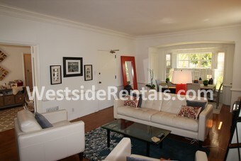 Primary Photo - 352 S Roxbury Dr
