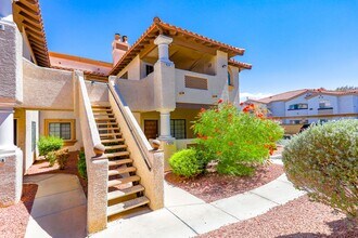 Building Photo - 1425 Santa Margarita