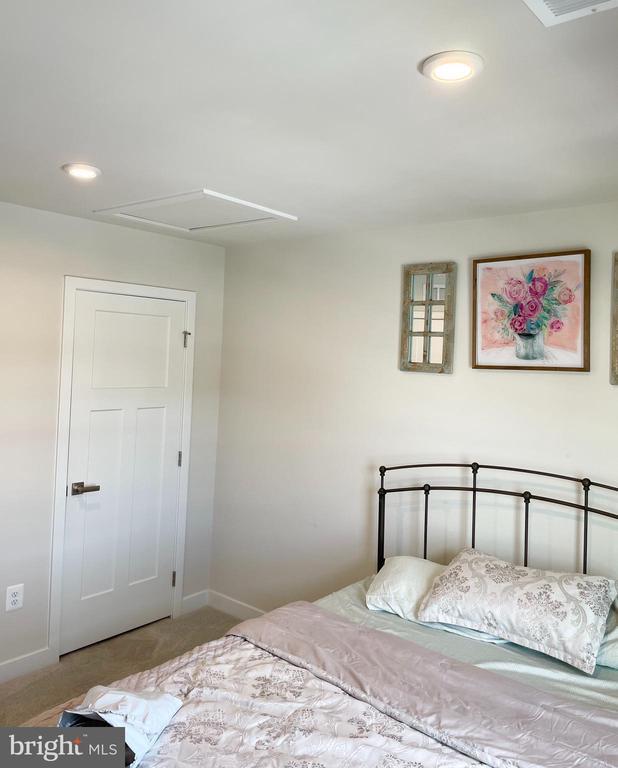 10692 Brewerton Ln, New Market, MD 21774 Townhome Rentals in New