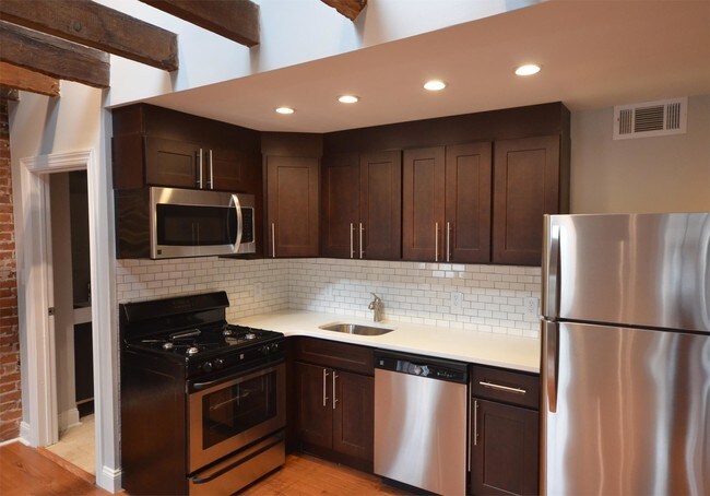 Foto del edificio - 608 S 3rd St