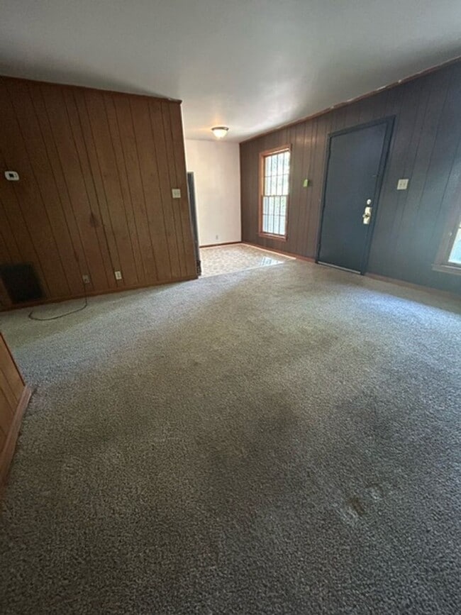 Foto del interior - Willow Creek Apartments (201 Audubon Dr)