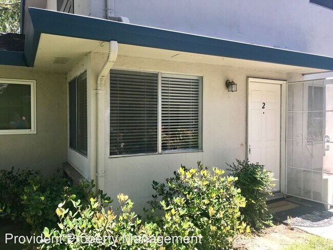 Building Photo - 2 br, 1 bath House - 226 Watson Drive #2