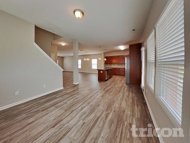 Foto del edificio - 616 Sawtooth Oak Drive