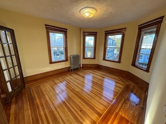 Foto del edificio - 45 Montvale St