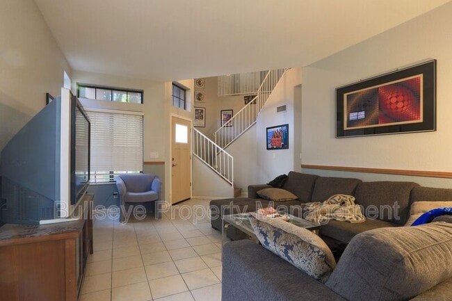 Foto del edificio - 4566 W Shannon St