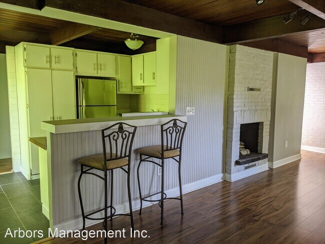 Building Photo - 3 br, 1 bath House - 3312 Windgate Dr