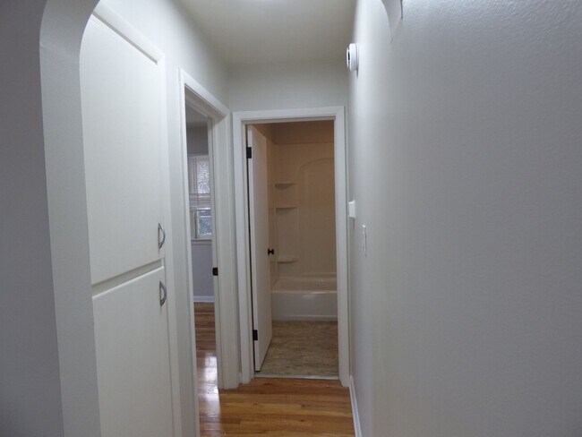 Foto del edificio - 1 Bedroom Duplex near Sunset Golf Course