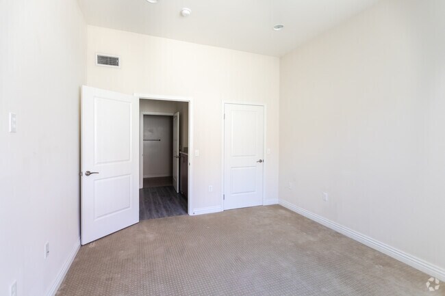 Foto del interior - Huston Court