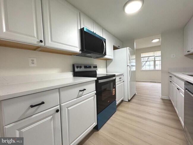 Foto del edificio - 7734 Trevino Ln