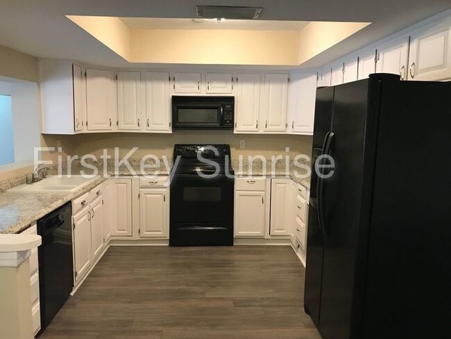 Foto del edificio - 5208 SW 91st Ter