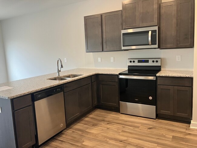 Building Photo - 6030 Taramore Ln NW