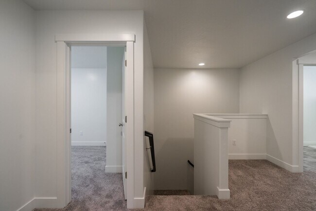 Foto del edificio - Desert Canyons End Unit – 4-Bedroom, 2.5-B...