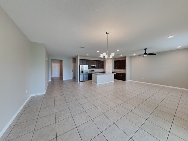 Foto del edificio - 1130 Lone Palm Wy