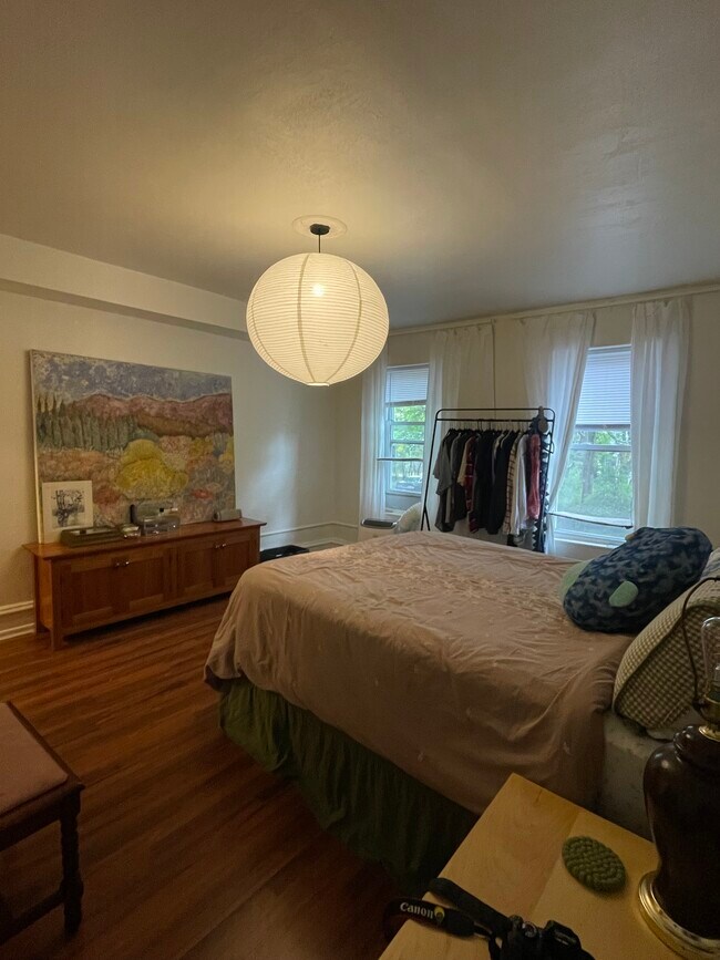 Foto del edificio - 1611 Grand St NE