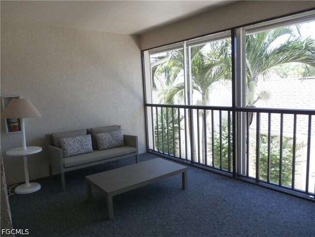 Foto del edificio - 16301 Kelly Woods Dr