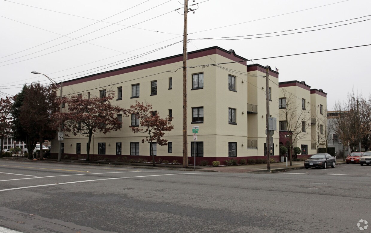 Foto del edificio - Fontana Court Apartments