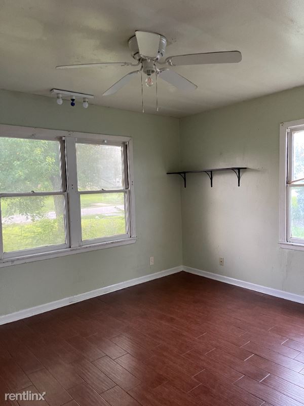 Building Photo - 3 br, 1 bath House - 1607 E, Guadalupe Street