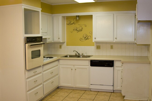 Foto del edificio - 125 Willow Ln
