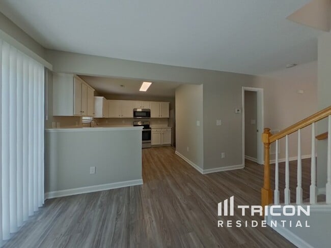 Foto del edificio - 6826 Squirrels Foot Ct