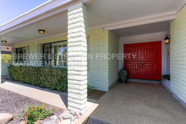 Building Photo - 10060 E Cortez Dr