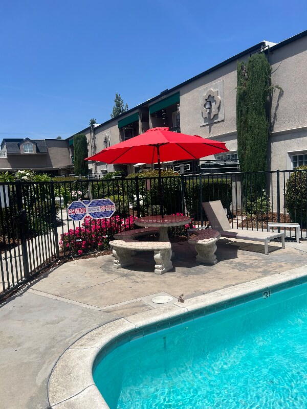 Foto del edificio - 6268 N San Gabriel Blvd