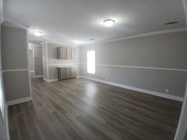 Building Photo - 1978 Scranton Ave