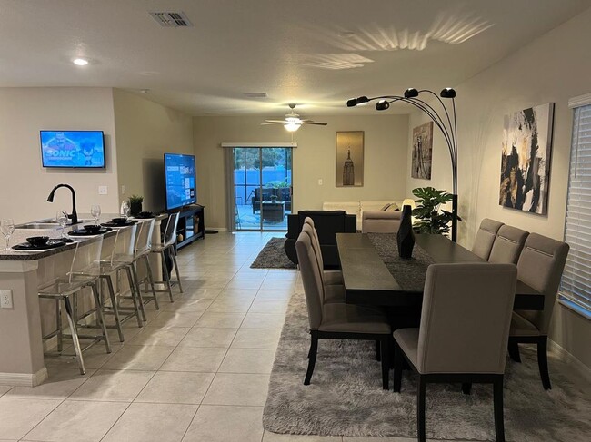 Foto del edificio - 14621 Dunrobin Dr