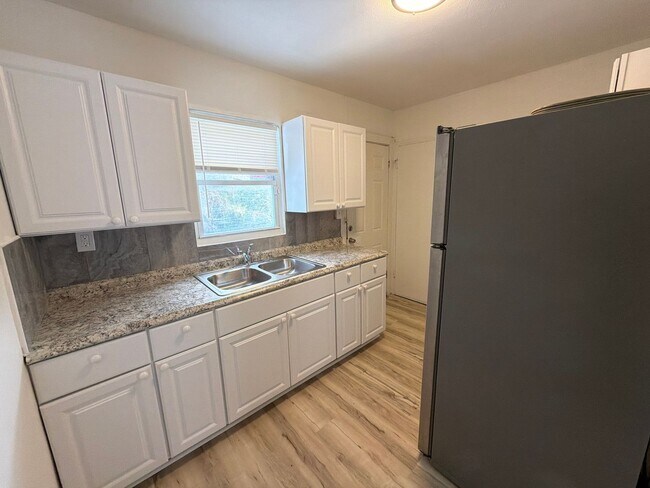 Foto del edificio - Newly Rehabbed 2 bed in Jennings