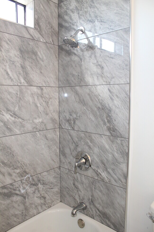 Main Bathroom - 1444 W 227th St