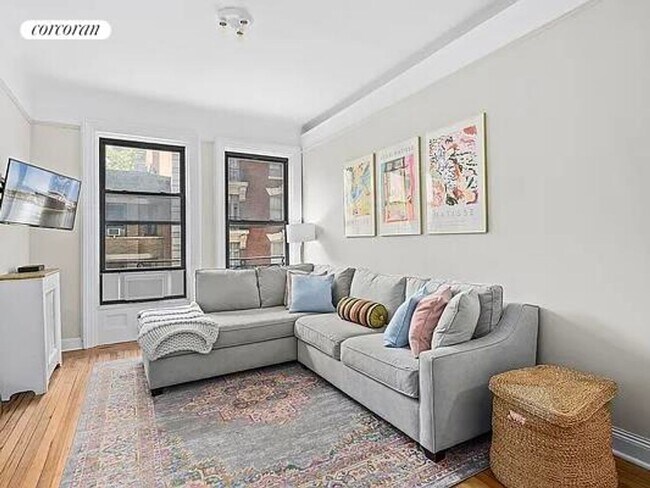 Building Photo - 615 W 113th St