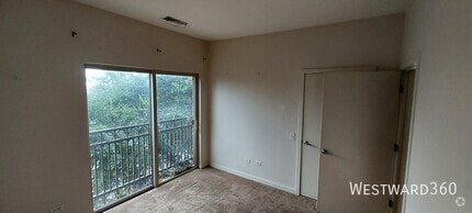 Building Photo - 1155 W Roosevelt Rd
