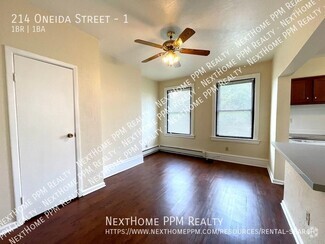 Building Photo - 214 Oneida St