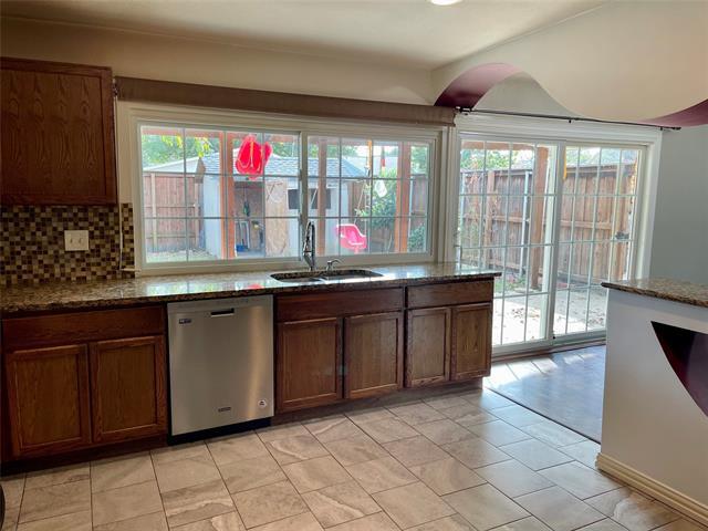 Building Photo - 1624 Shreveport Trail