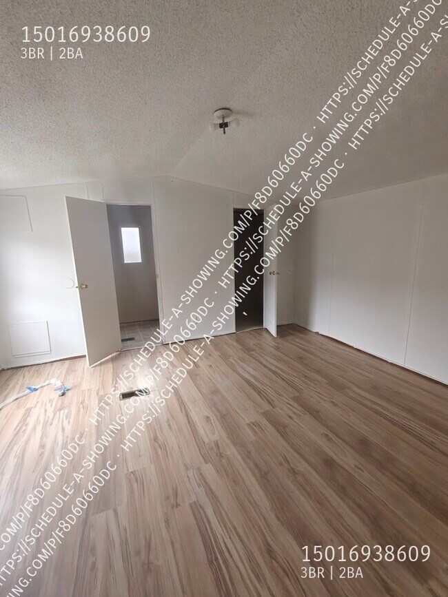 Foto del edificio - 5158 Beaudry Cir