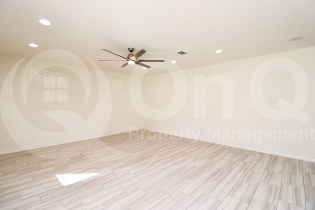 Building Photo - 241 E Wisteria Dr