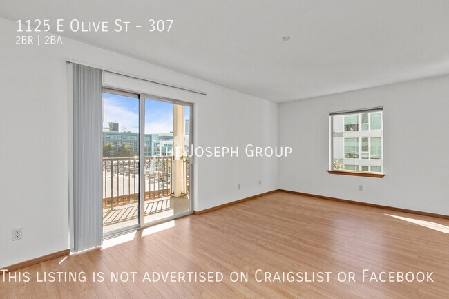 Building Photo - Stunning 2 bed/2 bath across from Cal Ande...
