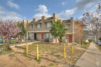 Building Photo - 4904 Ithaca Ave