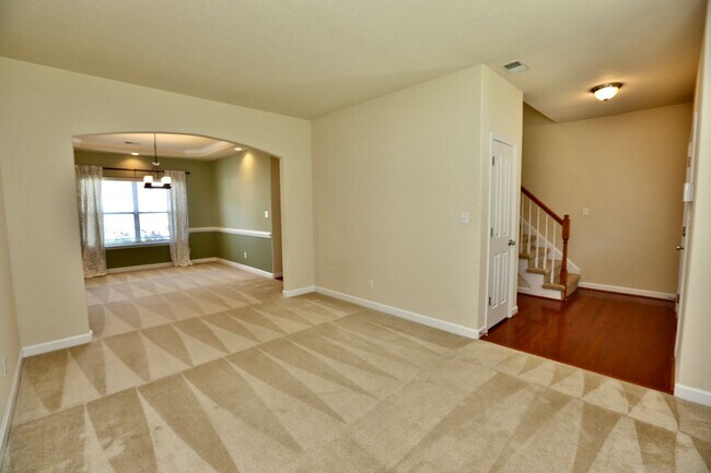 Building Photo - Fabulous 4-Bedroom Home Available 07-11-24...