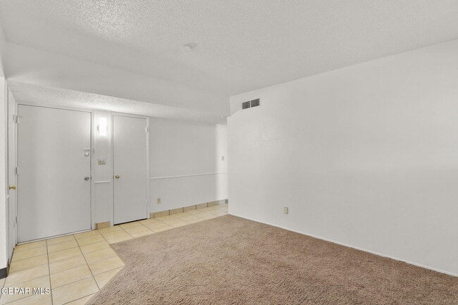 Foto del edificio - 5440 Viceroy Dr