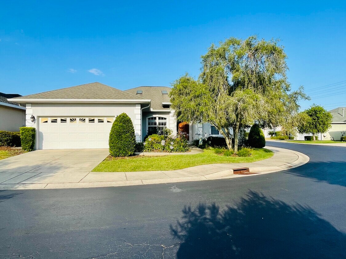 Foto del edificio - 3045 SW 41st Ln