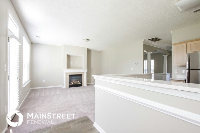 Building Photo - 13906 Silver Dart Pl