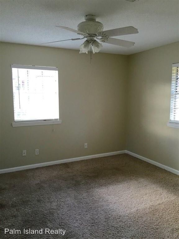 Building Photo - 4 br, 2 bath House - 5572 Andromeda Drive