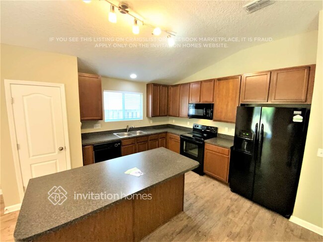Foto del edificio - 12195 Jenny Oak Ct