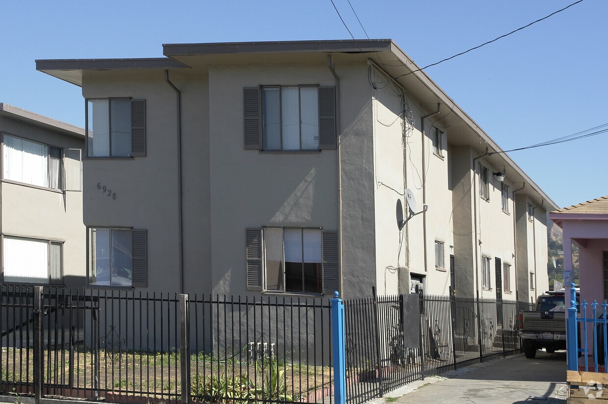 Foto del edificio - 6928 Fresno St