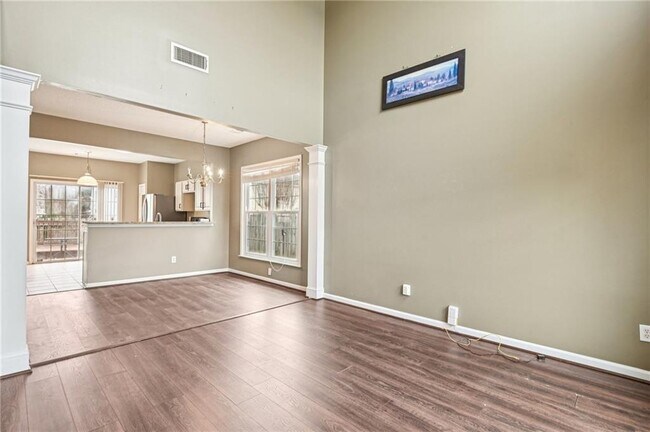 Foto del edificio - 1726 Taynton Cir