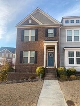 Building Photo - 1253 Park Bench Pl